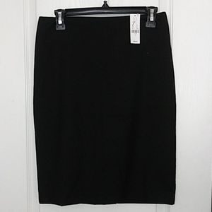 PRICE 🔽🆕New York & Co Black Skirt